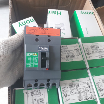 Cầu dao điện EZC100H3015 , 3P-15A , Icu 30kA