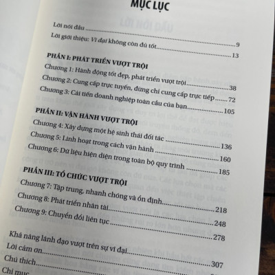 VƯỢT TRÊN SỰ VĨ ĐẠI - 9 Chiến Lược Phát Triển Cho Doanh Nghiệp Trong Kỉ Nguyên Biến Động Và Đổi Mới - Arindam Bhattacharya – Anh Thư dịch - Tân Việt – NXB Đại Học Sư Phạm