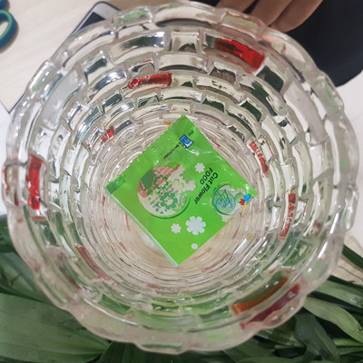 Combo 50 gói Nước cắm hoa lâu tàn dạng bột 5gr của Israel giúp hoa Hoàng Anh và hoa khác tươi lâu và hạn thay nước cho hoa