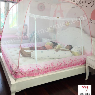 Màn Chụp , Mùng Chụp Tự Bung Cao Cấp Mộc Miên Đỉnh Rộng - Hoạ Tiết Hoa Lá Trắng Viền Hồng ( Hà Nội )