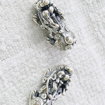 Charm bạc hình tỳ hưu - Ngọc Quý Gemstones