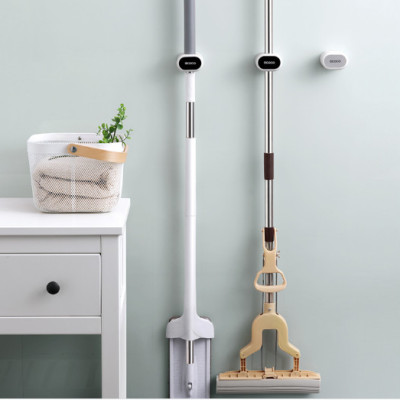 Móc treo cây lau sàn Ecoco E2001  (giao màu ngẫu nhiên)