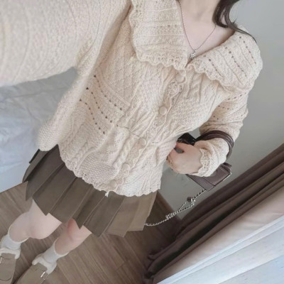 Áo khoác len kiểu dệt kim cổ bẻ tiểu thư