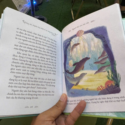 (Bìa cứng in màu) IILUSTRATED CLASSICS – NHỮNG CÂU CHUYỆN HAY NHẤT VỀ CÁC NÀNG TIÊN CÁ – Nhiều tác giả – Linh Chi dịch – Đinh Tị Books – NXB Văn Học