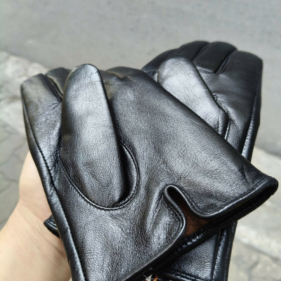 Găng tay nam da dê cao cấp - BHY8131 Bao tay nam mùa đông. Lót lông mềm mại, dễ chịu khi đeo.