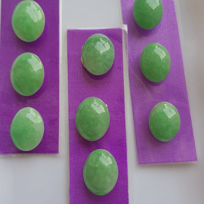 BỘ Lắc Tay Mới Oval 4 viên Xanh Ngọc Tươi đều bóng đẹp Size Dài 16mm x Ngang 12mm x cao 5mm Đá Ngọc Cẩm Thạch tự nhiên Nữ mệnh mộc hỏa thủy bọc vàng đeo đẹp sang món quà tặng ý nghĩa gửi đến Mẹ và người thân ạ