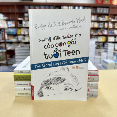Những Điều Thầm Kín Của Con Gái Tuổi Teen - Evelyn Resh - Beverly West - Vanlangbooks