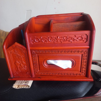 Giá sách cắm bút đựng đa năng bằng gỗ hương kt 30×21×18cm