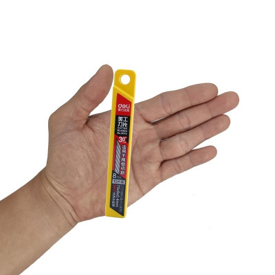 Lưỡi Dao Rọc Giấy  Deli 2015 