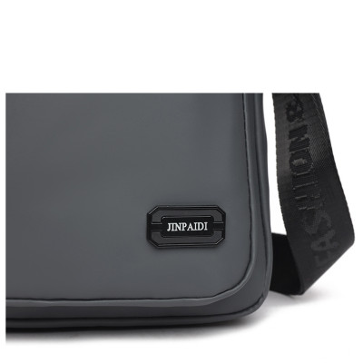 Túi đeo chéo nam phong cách mới  - BEE GEE DCN9254