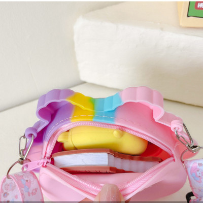 Túi đeo chéo cho bé phong cách dễ thương – BEE GEE DCTE44