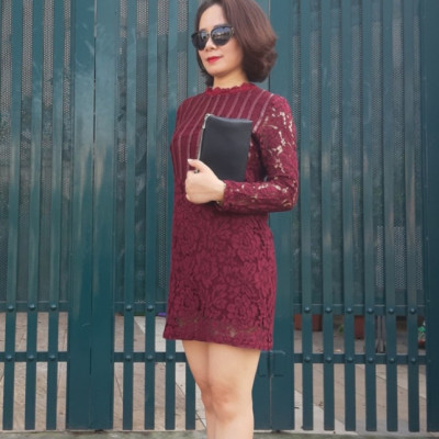 Sắc nữ cầm tay bản to sang trọng