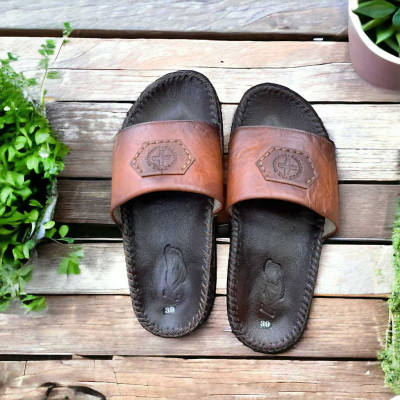 DÉP QUAI NGANG CHẤT LIỆU DA BÒ VATIS 20240907