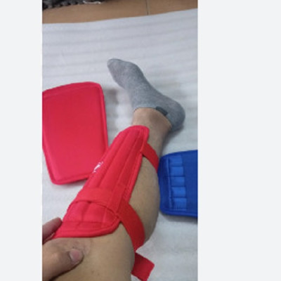 Đôi bảo vệ ống đồng KS533, bên trong lót EVA cực êm và chuyên dùng để bảo vệ chân khi tập luyện, thi đấu võ thuật.