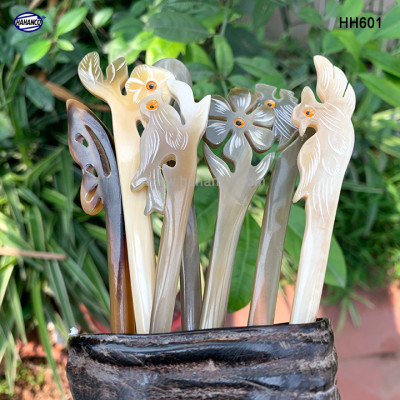 Trâm cài tóc bằng sừng bò Châu Phi (HH601) đục khắc hình dễ thương - Đủ kiểu dáng 