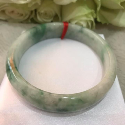 VÒNG NAM ĐÁ CẨM THẠCH TỰ NHIÊN  BẢN HẸ LÝ A SỊN 61MM CAO 13,9MM MÀU TRẮNG TRONG XANH LÁ VÂN NAM 70KG TỚI 85KG