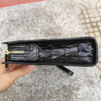 Clutch cầm tay da cá sấu 