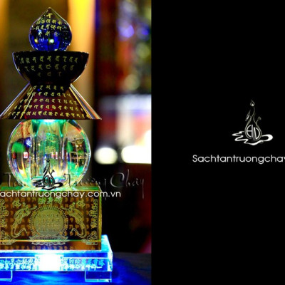 THÁP XÁ LỢI PHA LÊ CÓ ĐÈN ĐỔI MÀU