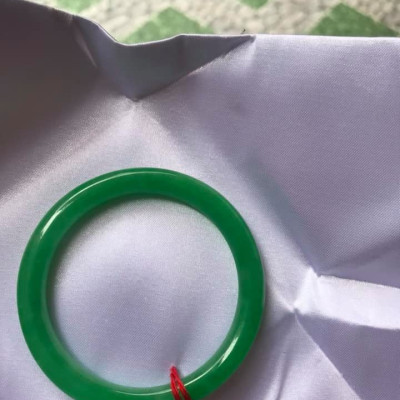 VÒNG TAY ĐÁ CẨM THẠCH LÝ XANH SIZE 52MM NỮ MẠNG MỘC HỎA CÂN NẶNG 50KG - 57KG Ạ