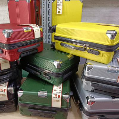 Vali Kéo Du Lịch Bọc Góc NiceVila - Vali nhựa Thời Trang 20/24 inch