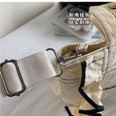 Túi xách nữ phong cách dễ thương BEE GEE TN9099