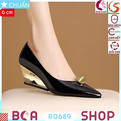 Giày đế xuồng cao gót nữ 6 phân RO689 ROSATA tại BCASHOP kiểu dáng hiện đại, thanh lịch và tôn dáng