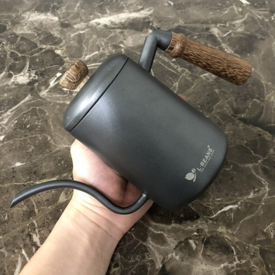 Ấm drip cổ ngỗng chuyên nghiệp rót cà phê, rượu và các chất lỏng khác. Thương hiệu cao cấp L-Beans SD-600-Hàng chính hãng