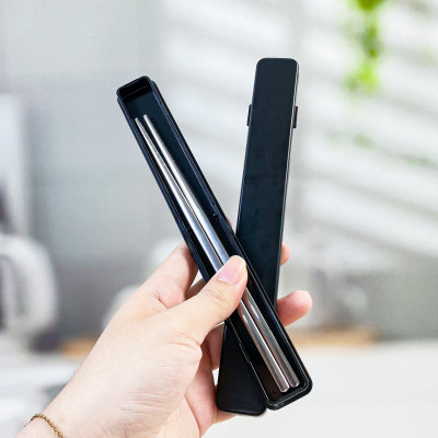 Hộp cơm giữ nhiệt 4 ngăn inox 304 chuẩn Đức LBT856, dung tích 2.2L kèm đũa