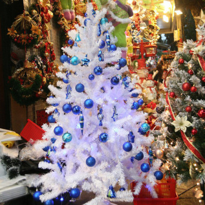 Cây thông noel màu trắng cao 150cm - Tán dày và đẹp, cây thông chắc chắn và dể tháo lắp