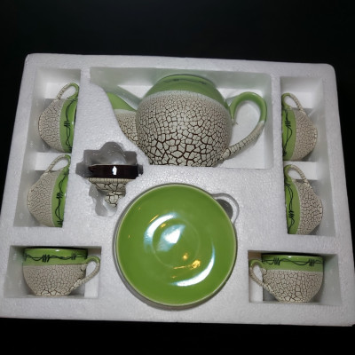 Bộ Ấm Uống trà mẫu Tròn – Hoa văn nổi sần kiểu đất nẻ cực đẹp – 1 ấm, 6 ly, 7 dĩa – Màu Xanh Lá Emerald
