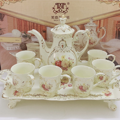 Bộ bình trà sứ phong cách hoàng gia cổ điển màu trắng ngà họa tiết hoa Mẫu Đơn