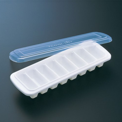 Khay đá Inomata có nắp đậy kín an toàn tránh bụi bẩn và vi khuẩn xâm nhập, đảm bảo vệ sinh khi sử dụng -nội địa Nhật Bản 