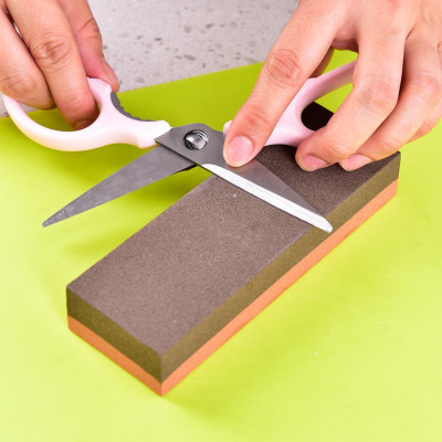 Combo Dao gọt hoa quả KAI có nắp đậy cán gỗ nội + Đá mài dao kéo nội địa Nhật Bản