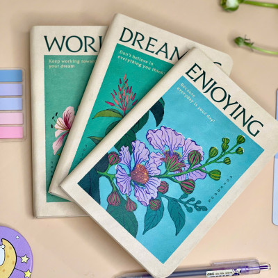 SỔ TAY BÌA DA - HÀNH TRÌNH CẢM XÚC – Lắng Nghe Và Trân Trọng Mọi Khoảnh Khắc - Nhã Nam (Mẫu Ngẫu Nhiên)