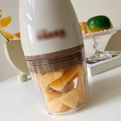 Máy xay thực phẩm nhà bếp  với 4 lưỡi dao siêu tốc nhỏ gọn và tiện lợi tiết kiệm thời gian 