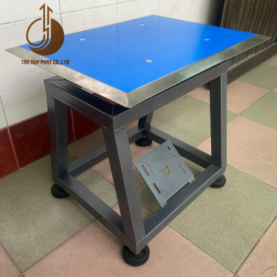 Cân Đếm Số Lượng JWI-700C - Mặt Bàn Cân 300x400MM