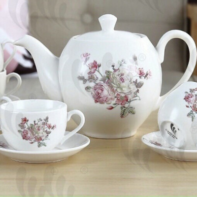 Bộ cốc chén phà trà sứ camelia kèm 7 đĩa lót tách  trắng họa tiết hoa hồng ( Giao ngẫu nhiên ) - ANTH463