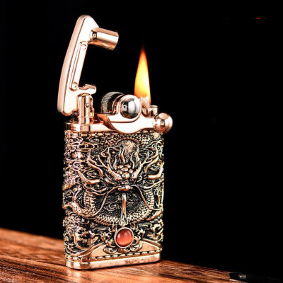 Vỏ Hột Quẹt Bật Lửa Xăng Đá Chief CF018-50 Khắc Hoa Văn Họa Tiết 3D Nổi, Đánh Đá Nhân Tạo Cao Cấp Đẹp Độc Lạ ( Màu Ngẫu Nhiên)