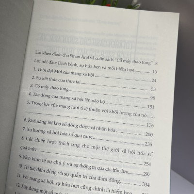  (Tủ sách Hiểu Thực Tại) Bộ tứ Ma trận truyền thông: CỖ MÁY THAO TÚNG - Mạng xã hội đã can thiệp vào cuộc sống của chúng ta như thế nào và chúng ta phải thích ứng ra sao – Sinan Aral - Thảo Minh dịch – Lyceum – Nxb Dân Trí 