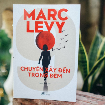 Sách - Chuyện xảy đến trong đêm (Tập 1 series 9) (Nhã Nam HCM)