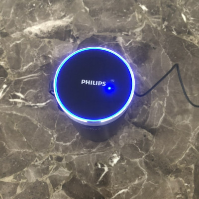 Máy khử mùi, lọc không khí dạng cốc trên xe ô tô Philips GP5601. Hàng châu Mỹ chính hãng