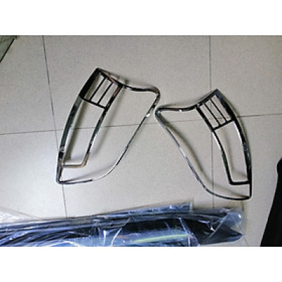 Ốp viền đèn hậu dành cho  xe toyota vios 2008-2013