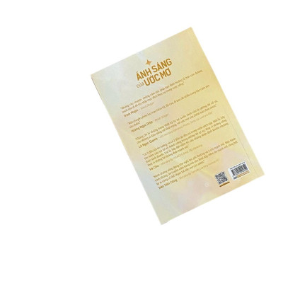 Sách - Ánh Sáng Của Ước Mơ
