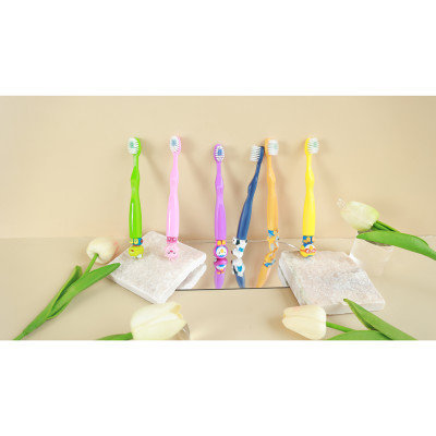 Bàn chải đánh răng siêu mềm phiên bản Loopy cho bé từ 3 tuổi