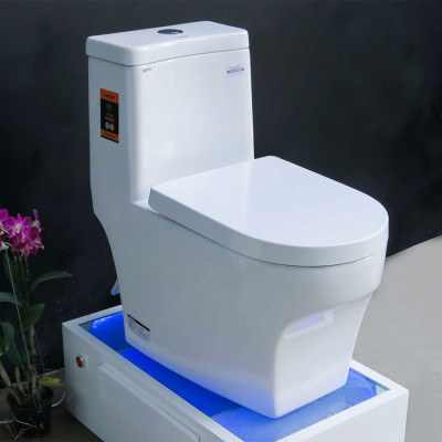 Bồn cầu 1 khối cao cấp tiêu chuẩn xuất Châu Âu, men Nano tuyết bóng sáng, nắp đóng siêu êm, 2 chế độ xả Eurolife EL-LUX 033 (Trắng)