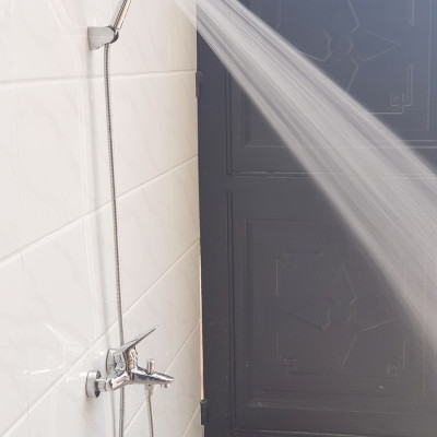 Bộ vòi sen nóng lạnh Eurolife EL-6001 (Trắng bạc)