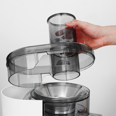 Máy ép trái cây Panasonic MJ-CB100WRA- Ép nhanh, nghiền kiệt với mâm xay 100% kim loại - Cs 1000W - Hàng chính hãng