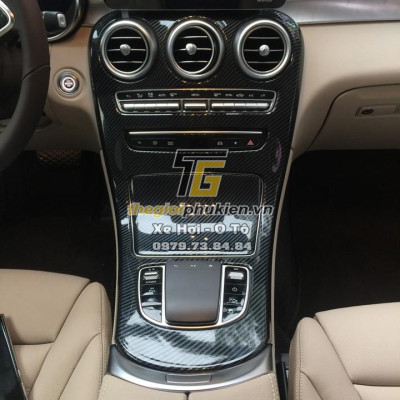 Ốp nội thất Mercedes GLC200, GLC250, GLC300 2019-2020 vân Carbon cao cấp