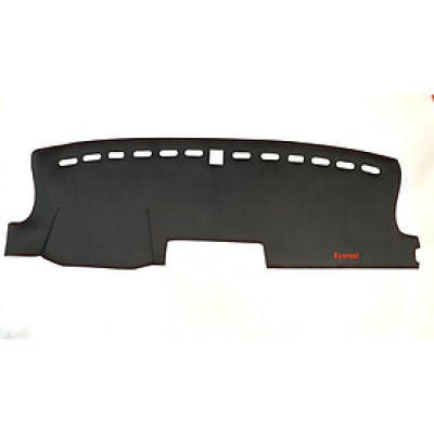 Thảm taplo cho xe Ford Everest 2022, 2023 chất liệu da vân carbon cao cấp - Hàng loại 1