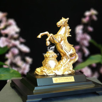 Tượng ngựa dát vàng 24k(22x17x14cm) MT Gold Art- Hàng chính hãng, trang trí nhà cửa, phòng làm việc, quà tặng sếp, đối tác, khách hàng, tân gia, khai trương